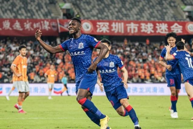 金年会下载-锐不可当引爆全场!,西亚卡姆意外战胜雄鹿引发球迷热议的简单介绍